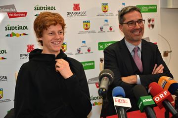 Jannik Sinner - LH Arno Kompatscher - Foto: Roland Strimmer