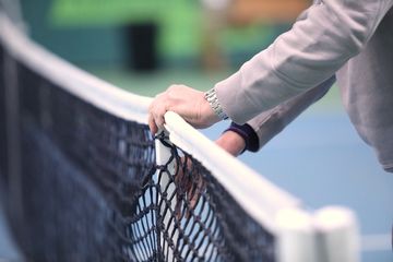 Adjusting the net ©M.Corriero