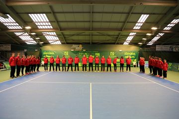 Line Umpires and ball boys